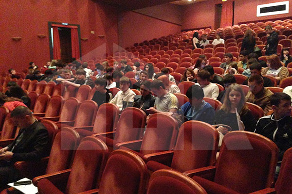 Знакомство будущих строителей с опалубкой Знакомство будущих строителей с опалубкой